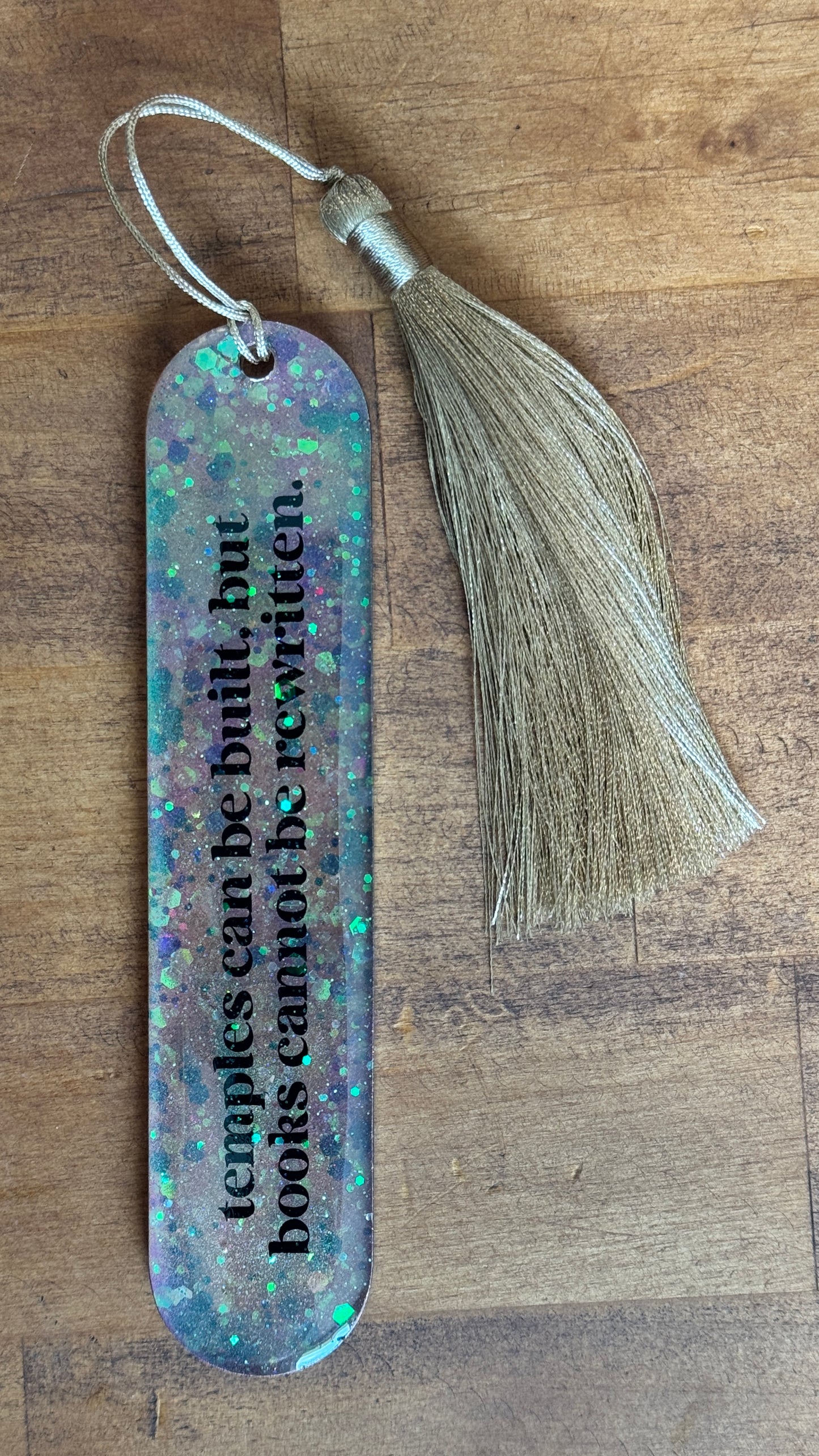 Bookmark: Fourth Wing by Rebecca Yarros