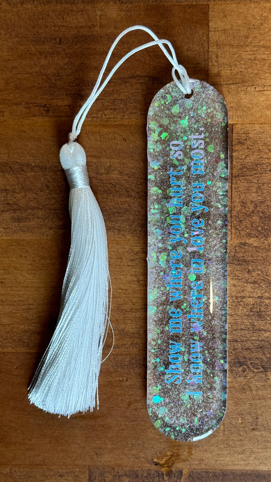 Bookmark: Does It Hurt? by HD Carlton