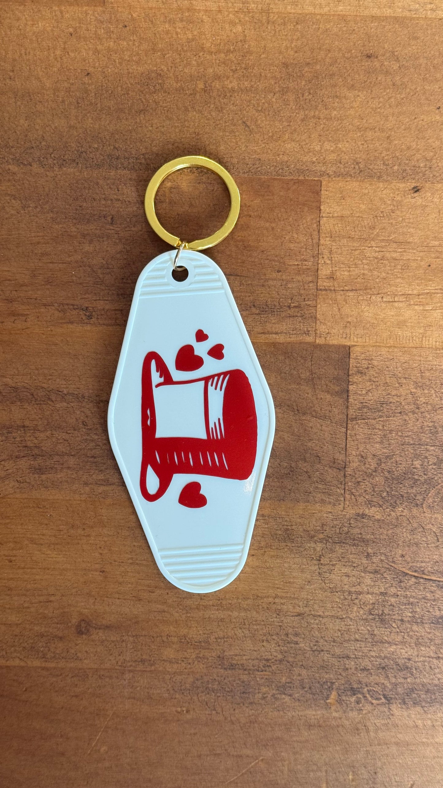 Hotel keychain: Wonderland